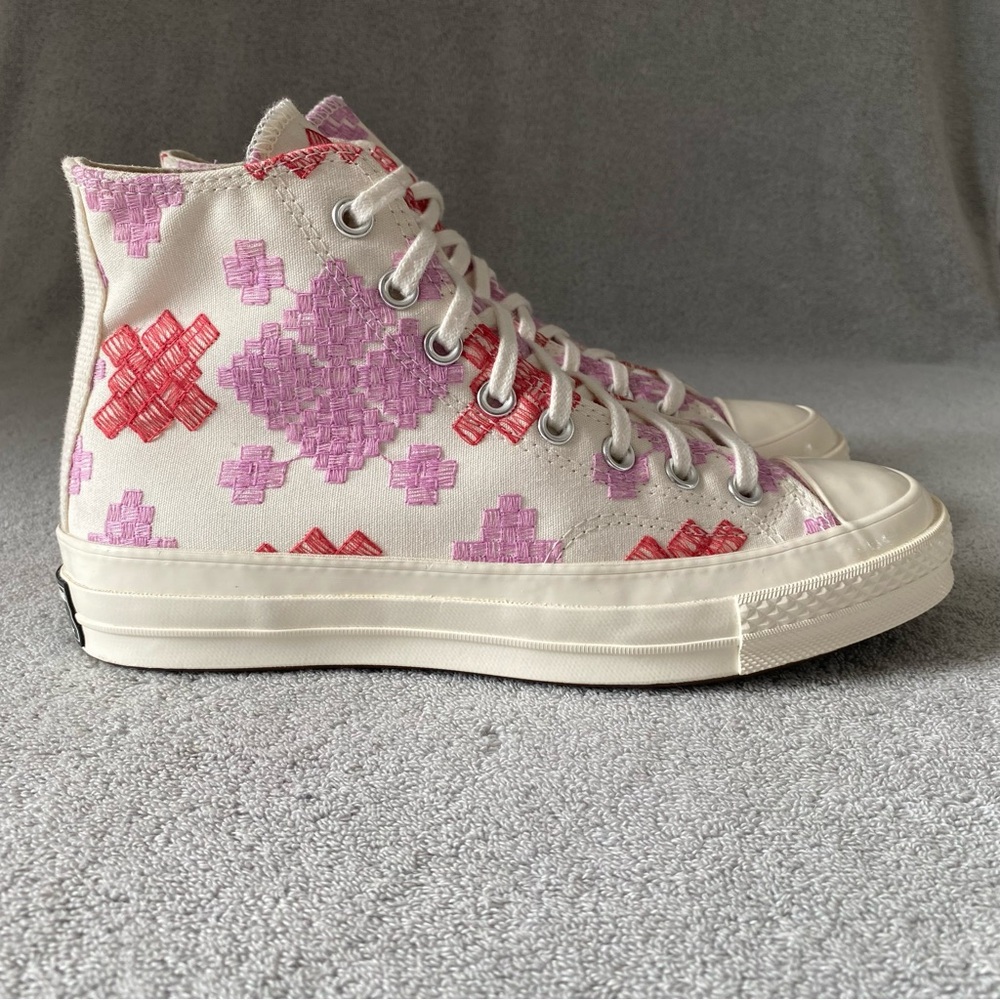 Converse Shoes Womens 9 Chuck 70 High Sneakers Bright Embroidery Pink Red White